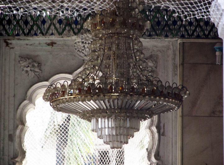 Photo ceramic chandelier