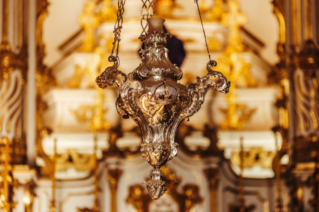 Photo Nordic style gold chandelier